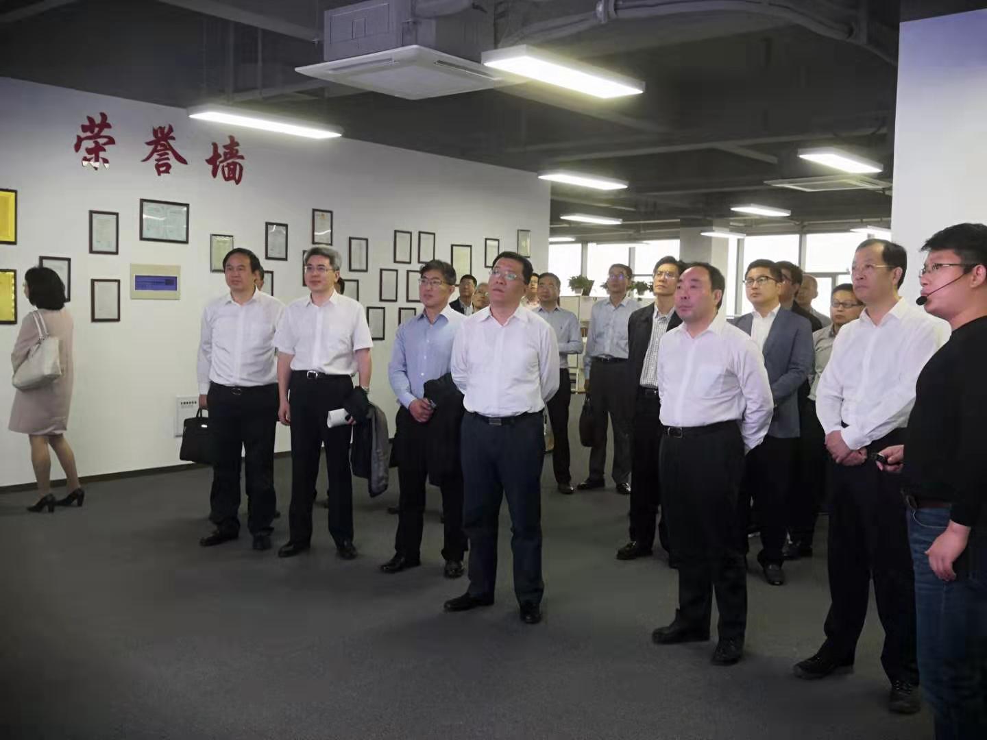 常州市市長、市委副書記都來了，他們在看什么？
